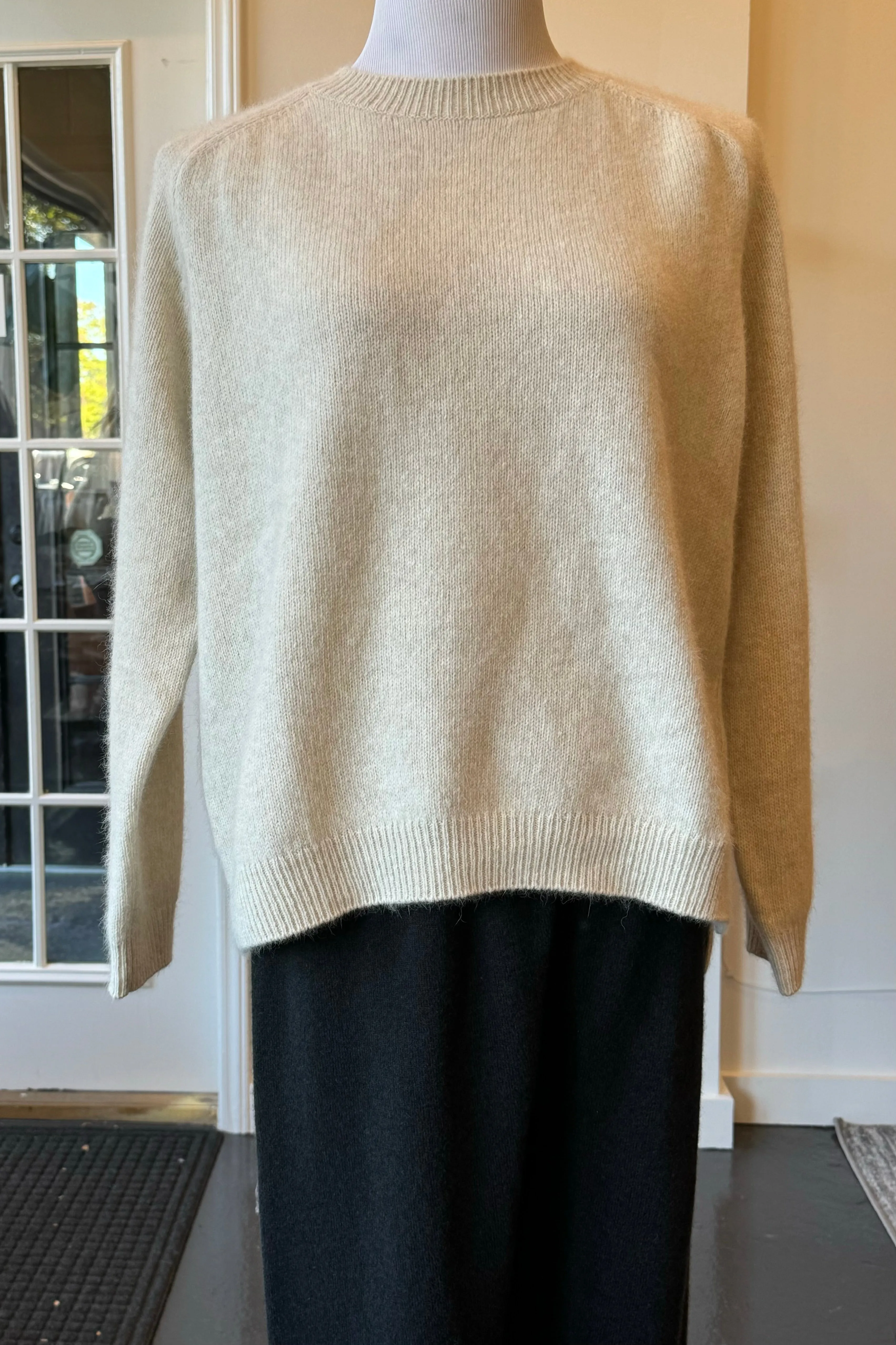 Ivory Pullover in Wool and Blue Fox Blend