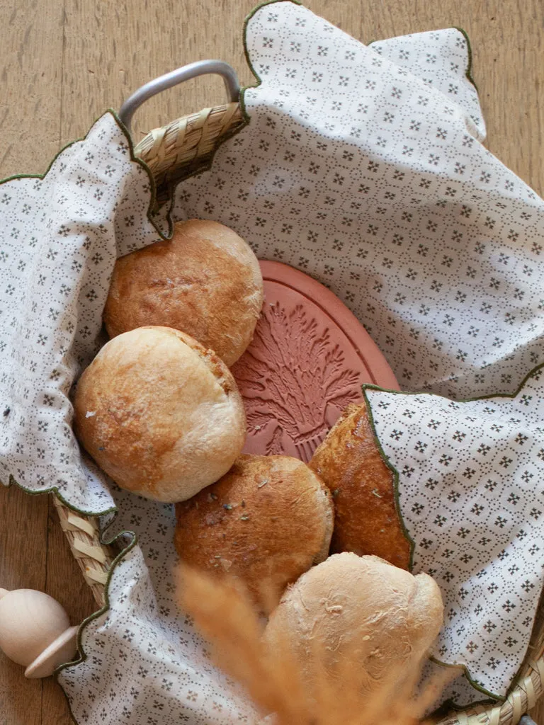 Wheat Sheaf Bread Warmer